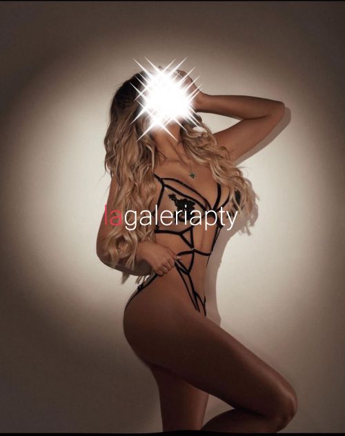Fotografías de Daniela 61825940, Escort en Panamá - 5594