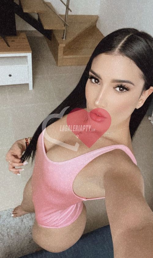 Fotografías de Emily 67880873, Escort en Panamá - 30971