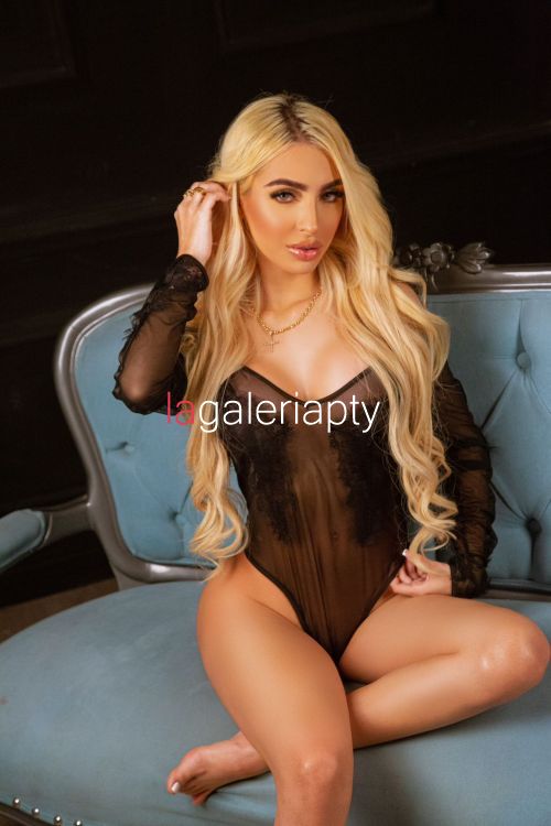 Fotografías de Samanta 63981435, Escort en Panamá - 9757