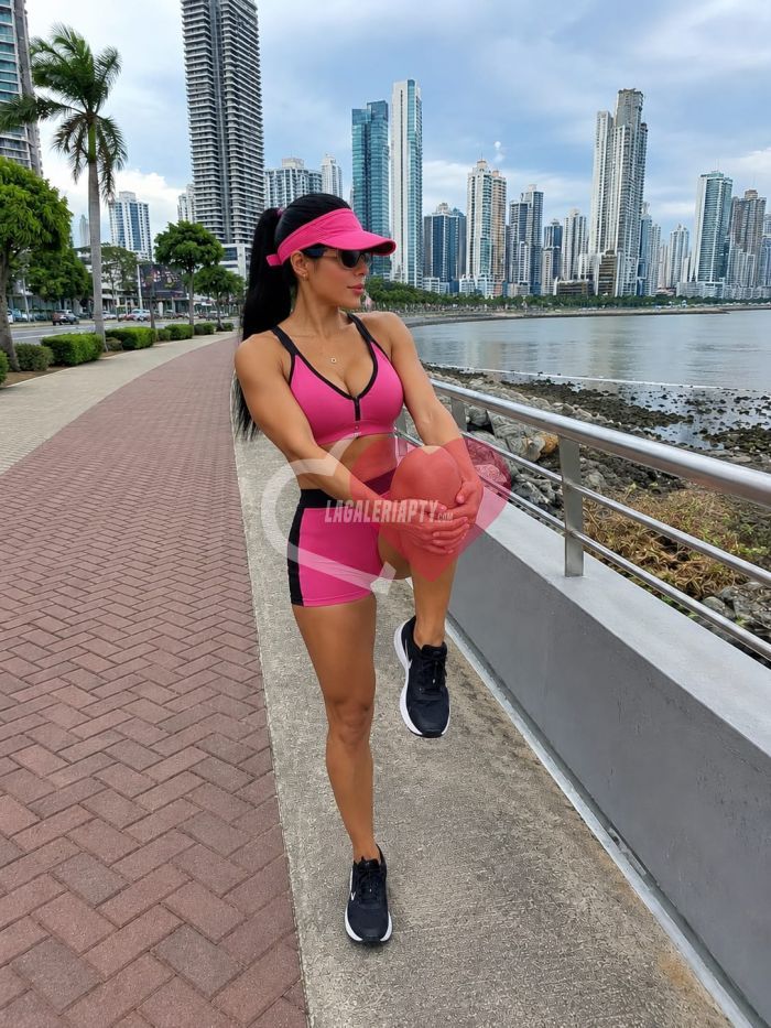 Fotografías de Elizabeth 67985792, Escort en Panamá - 42869