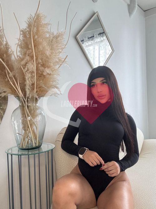 Fotografías de Charlotte 65184362, Escort en Panamá - 29325