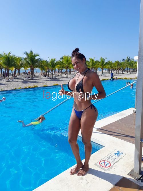 Fotografías de Eliana 69447358, Escort en Panamá - 8099