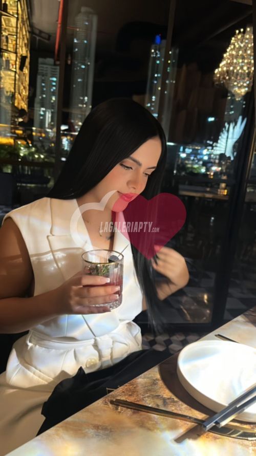 Fotografías de Laura 67581940, Escort en Panamá - 28469