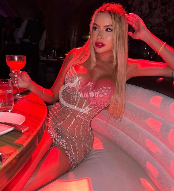 Fotografías de Victoria 68095832, Escort en Panamá - 41246
